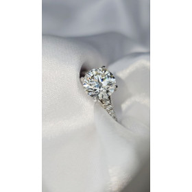 Каблучка із білого золота з діамантами 2,220 ct 